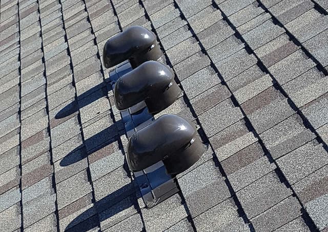 Separate Duct Connector with Hand Tightened Clamp